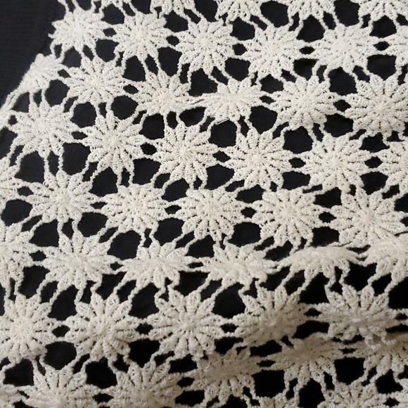 River Island Black And Beige Crochet Dress Size Small EUC - Picture 2 of 9